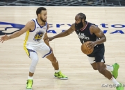 米兰体育登录-勇士逆袭不敌掘金，库里独揽+遭遇困境的简单介绍