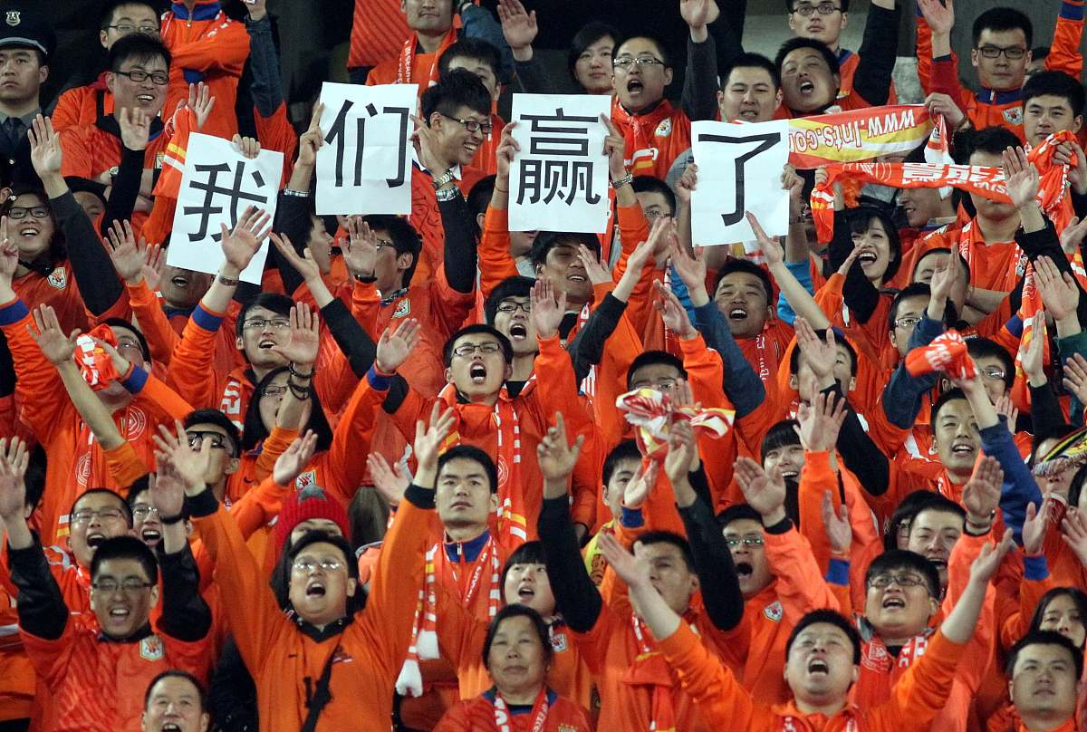 国内球队备战国际关键比赛，迎接挑战